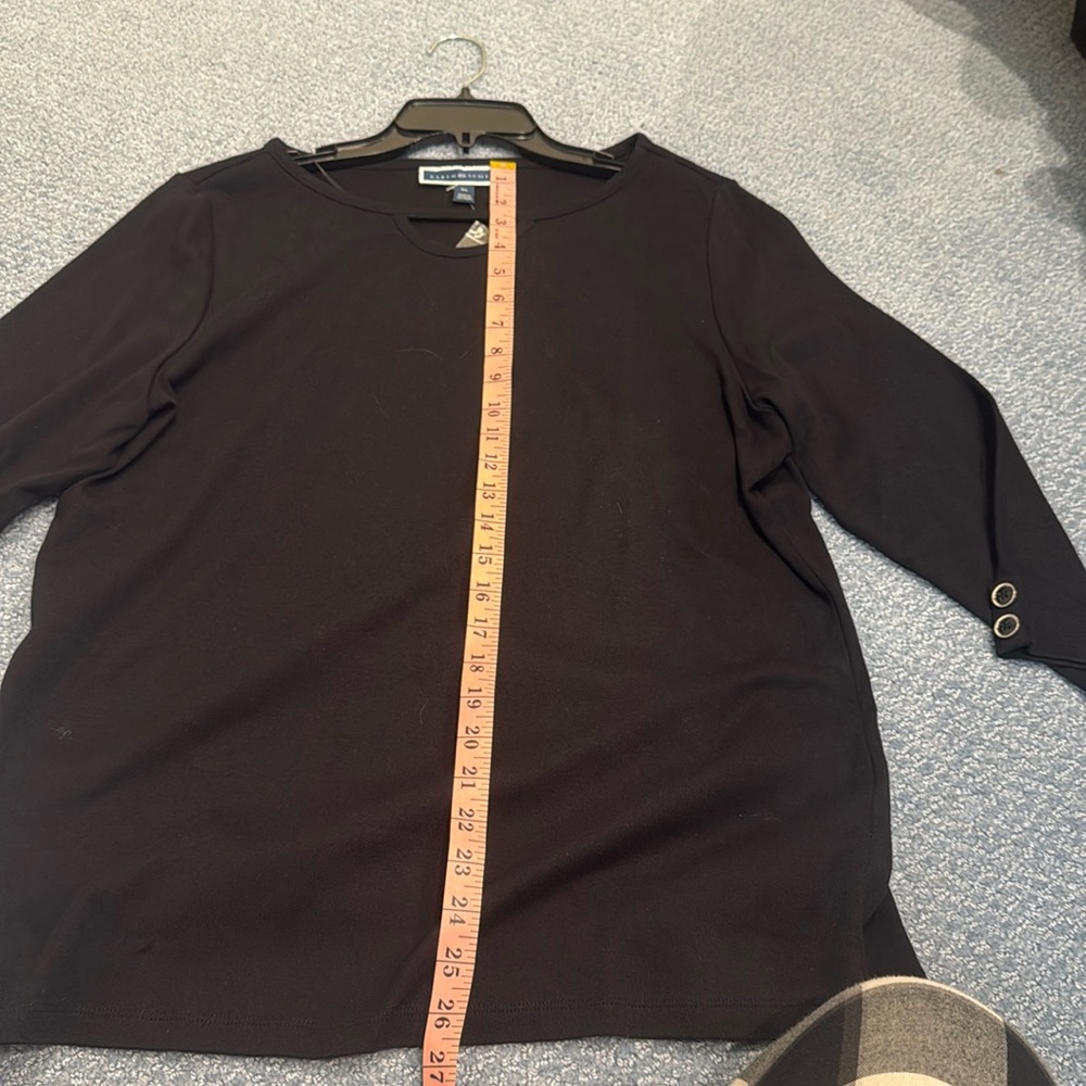 Karen Scott Women's Size XL Black keyhole Neck Classic NWT buttons DISCONTINUED - Picture 11 of 11